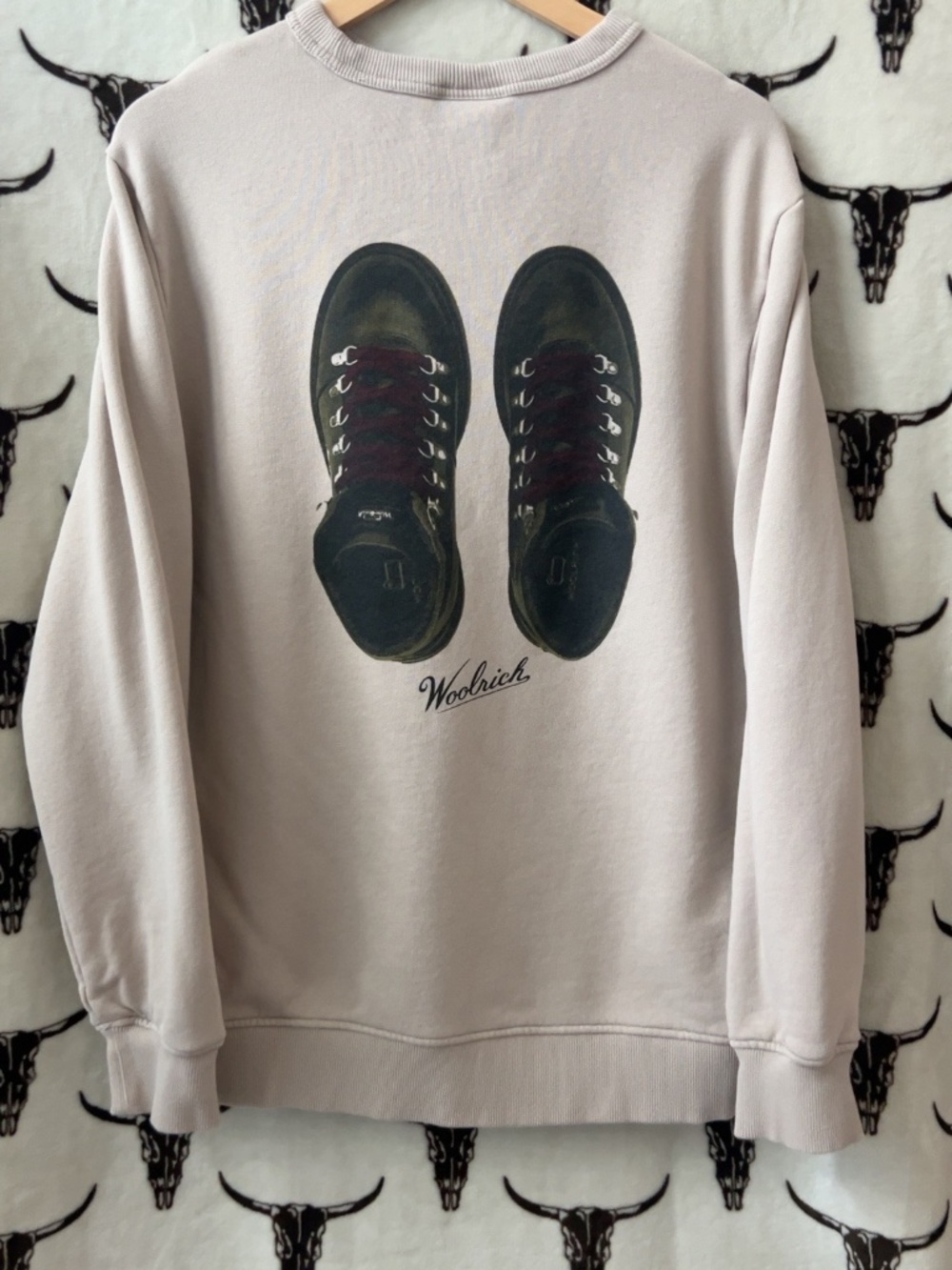 Woolrich Hiking Boot Graphic Crewneck Sweatshirt Beige Medium
